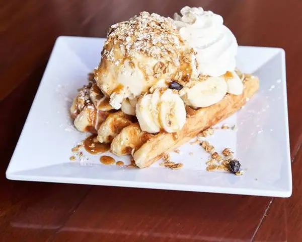 the-waffle-window - Banana Caramel Sundae Waffle