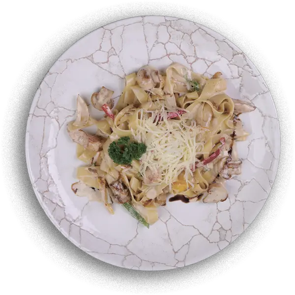 tinchlik-plaza-hotel - Фетучини с Курицей и овощами