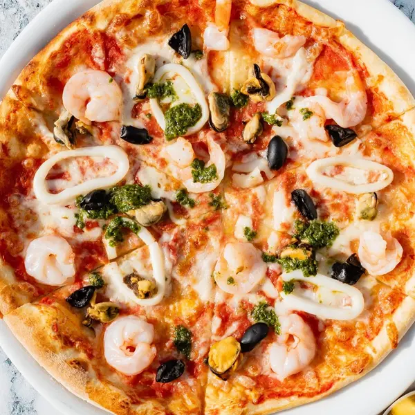 tinchlik-plaza-hotel - Пицца с Морепродуктами