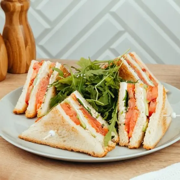 tinchlik-plaza-hotel - Клаб Сэндвич с Лососем