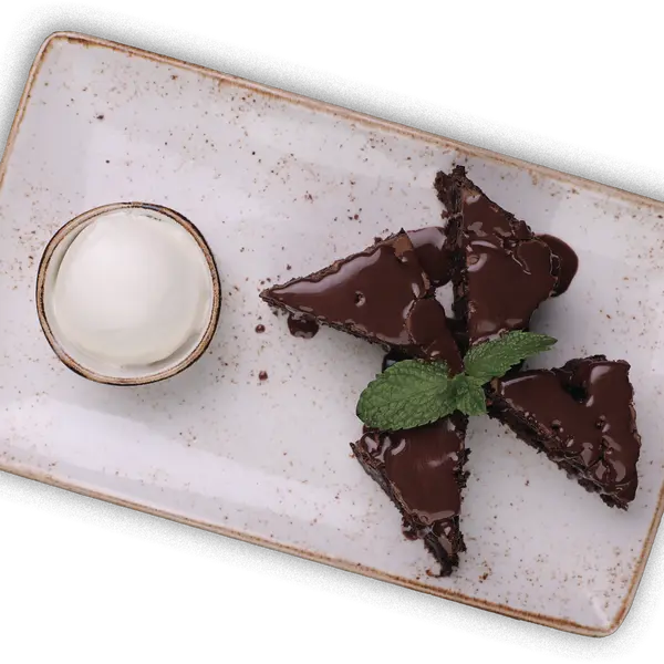 tinchlik-plaza-hotel - Брауни