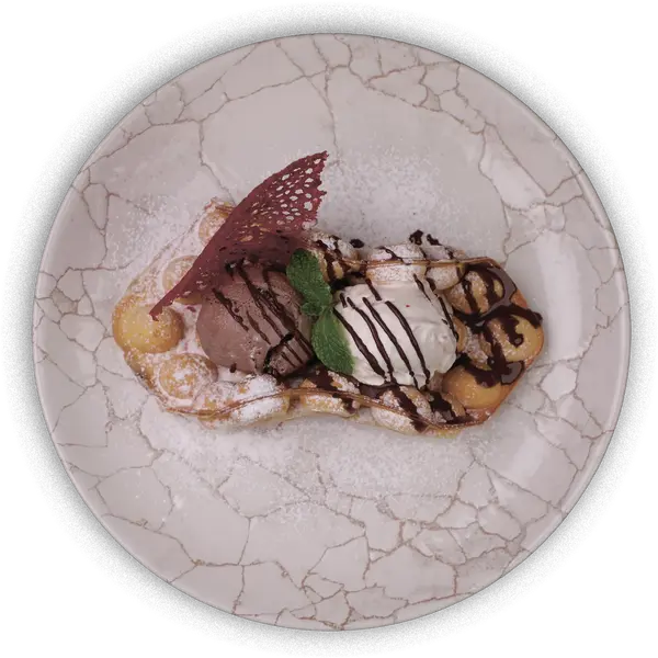 tinchlik-plaza-hotel - Брюссельские Вафли С Мороженым