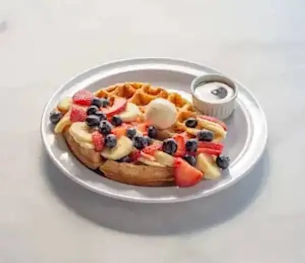 toast-eatery - Waffle with Strawberry