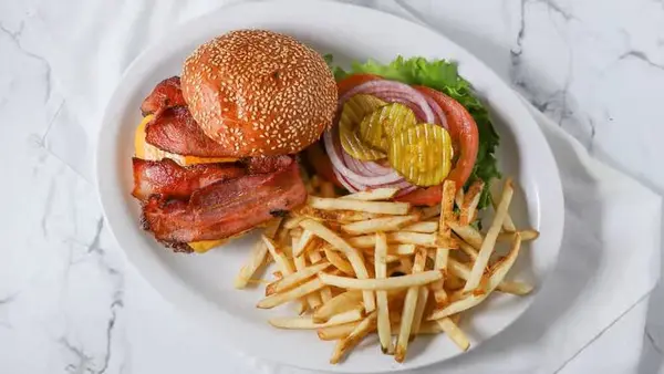 toast-eatery - Bacon Cheeseburger