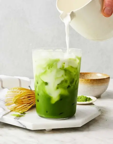 toastn-egg - ICED MATCHA LATTE