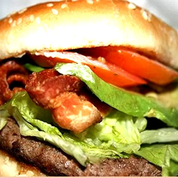 toms-super-burger - Hamburguesa De Tocino Y Aguacate