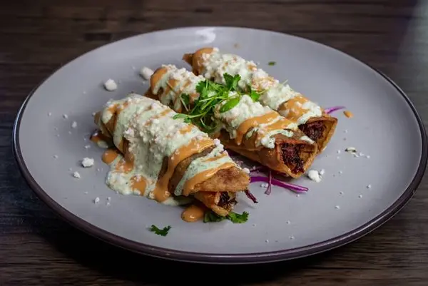 toro-restaurant - Taquitos