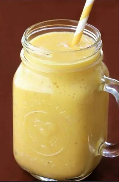 town-country-grill - Mango Shake