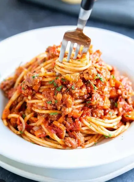 town-country-grill - SPAGHETTI BOLOGNESE