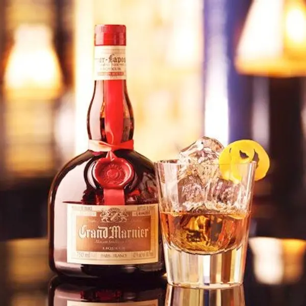 trojan-horse - GRAND MARNIER RED