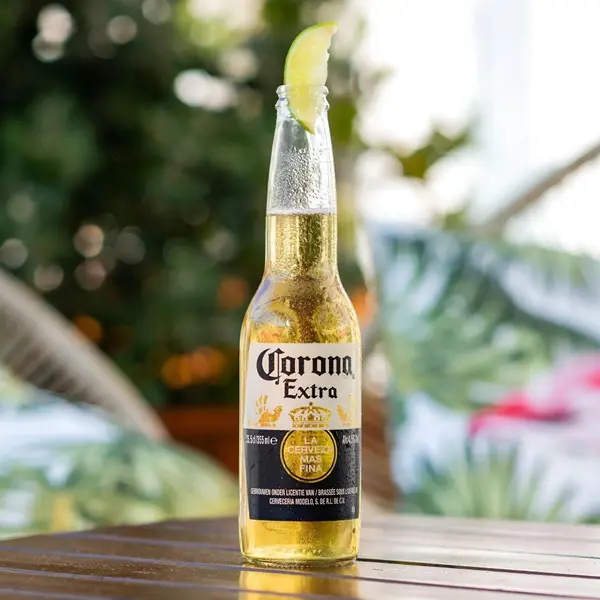 trojan-horse - CORONA EXTRA