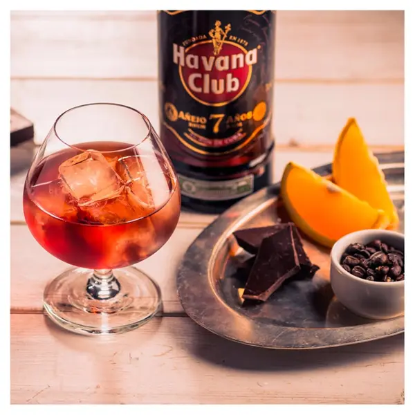 trojan-horse - HAVANA CLUB DARK