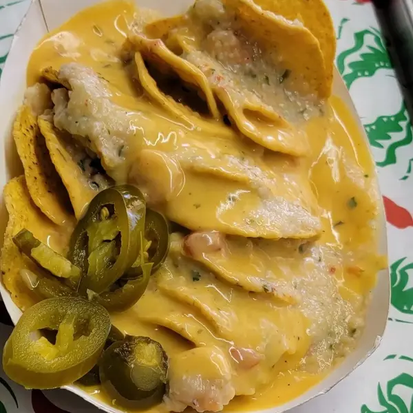 twisted-nachos - camarones y sémola