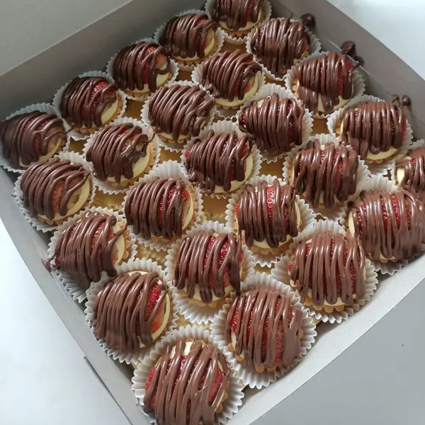 typosugar - STRAWBERRY NUTELLA CHEESETART