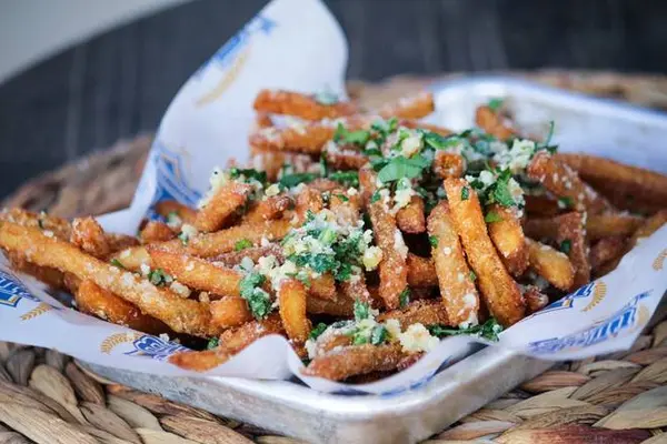 university-of-beer - Garlic Fries