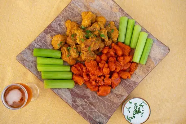 university-of-beer - Boneless Wing Platter