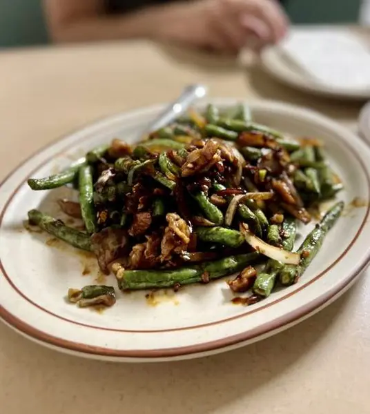 v-j-cafe-chinese-restaurant - String Bean Beef Rice