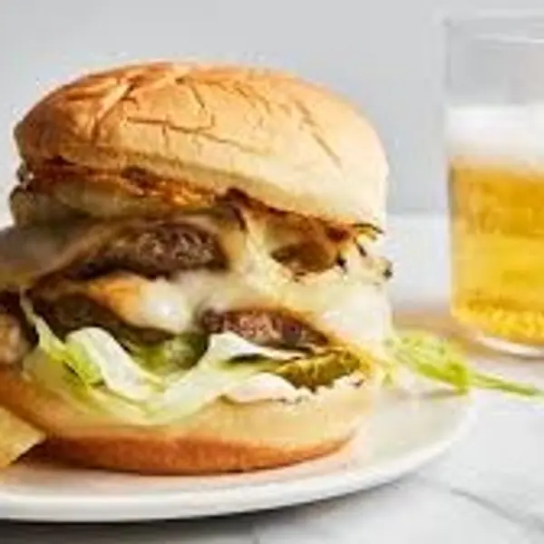 van-der-stel-pub-and-grill-bikers-bar - 300g Mushroom Burger & Chips