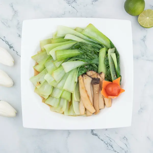 vietnamese-corner-restaurant - Stir-Fried Pak Choy with mushroom