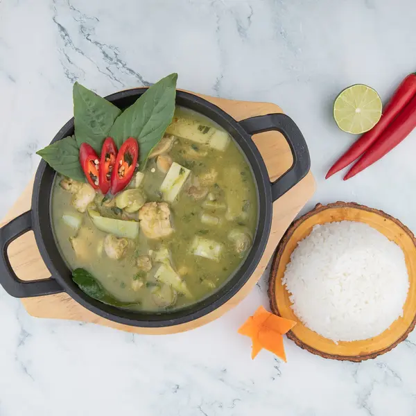 vietnamese-corner-restaurant - Green Curry