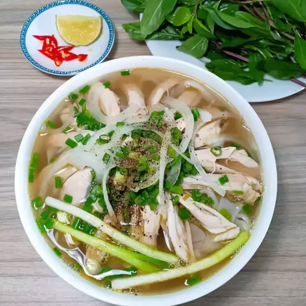 vietnamese-corner-restaurant - Pho de pollo