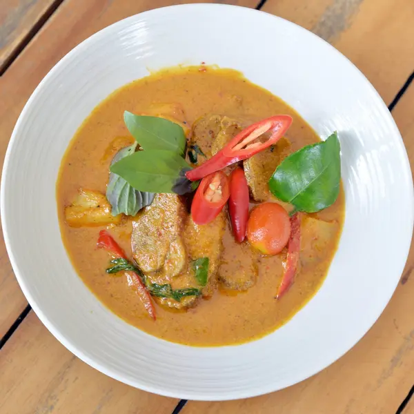 vietnamese-corner-restaurant - Red Curry with Duck