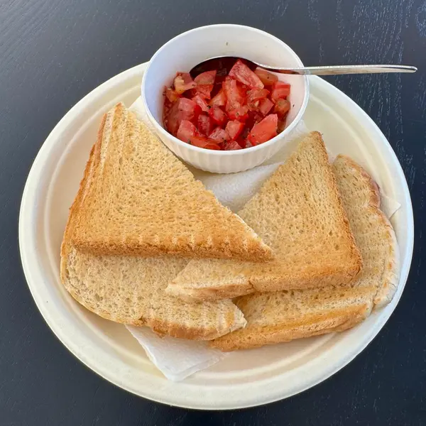 view-coffee-bar-dubova - Bruschetta al pomodoro