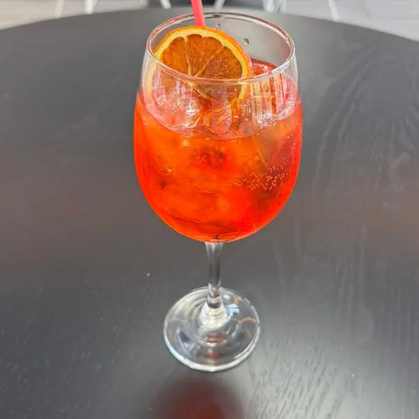 view-coffee-bar-dubova - Aperol Spritz 0%