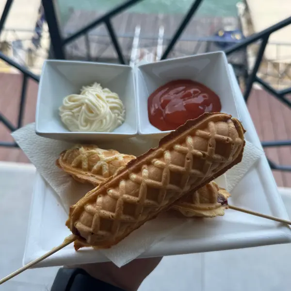 view-coffee-bar-dubova - Corn Dog
