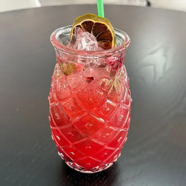 view-coffee-bar-dubova - Nojito cu fructe de padure