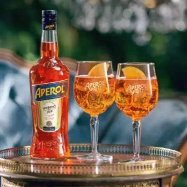 vinamor - Aperol Spritz - Sabor Veraniego Europeo - copa