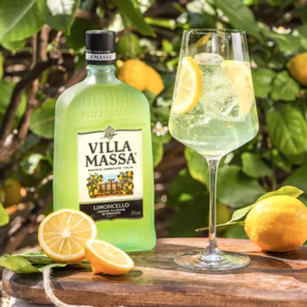 vinamor - Limonchello Spritz: La Frescura del Verano en Cada Sorbo - Copa