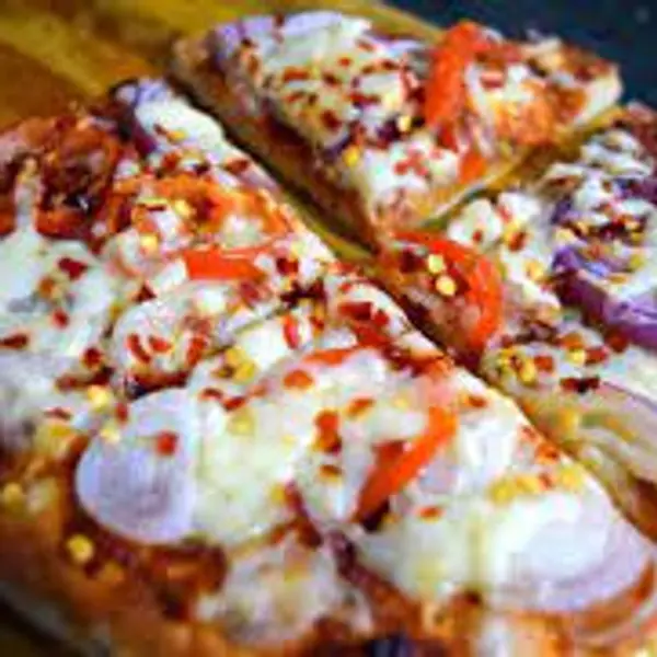 volta-hotel-akosombo - Tomato & Onion Pizza