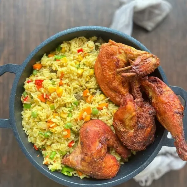 wallgate-apartments - Fried rice and chicken