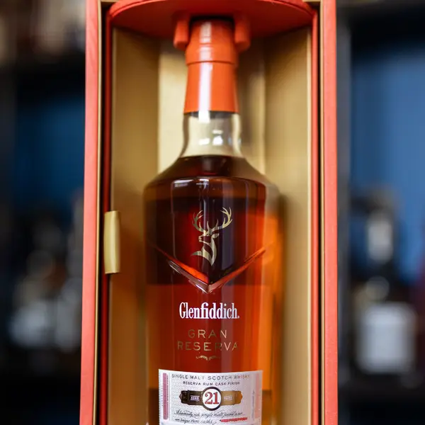 wallgate-apartments - Glenfiddich 21 years