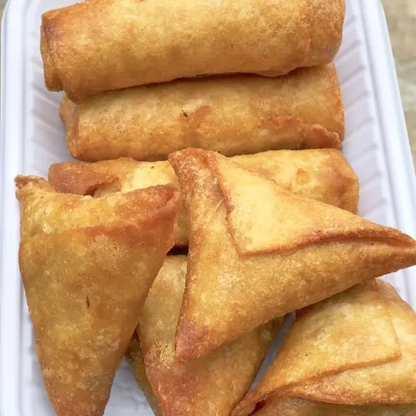 wallgate-apartments - Samosa, Spring roll