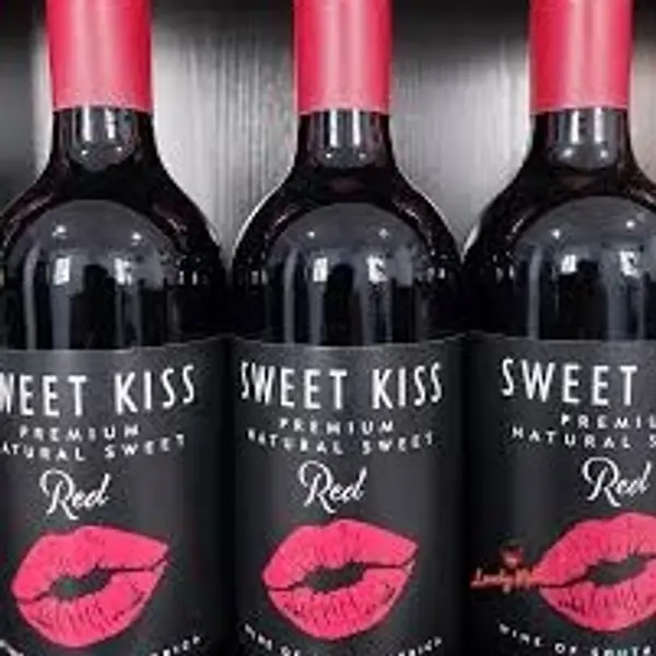 wallgate-apartments - SWEET KISS WINE (RED/WHITE)