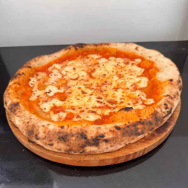 warung-pizza-kepanjen - Pizza cheese
