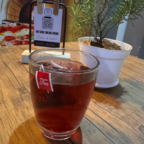 warung-pizza-kepanjen - teh rosela mawar