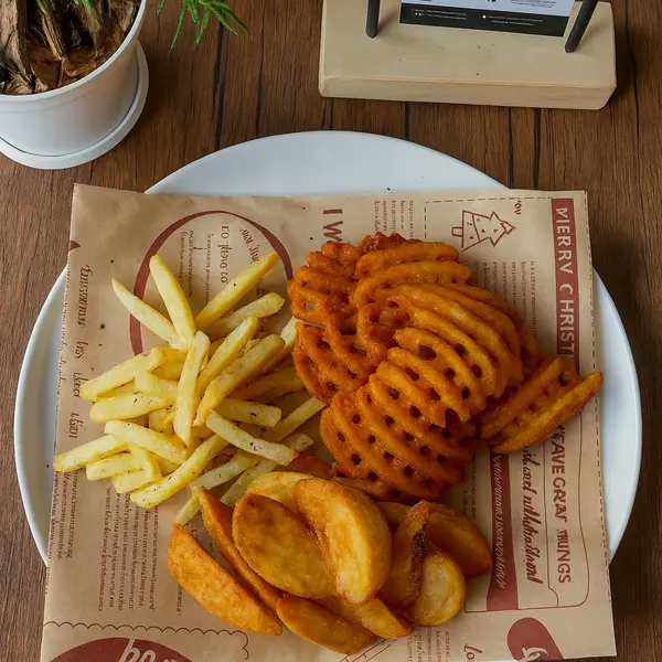 warung-pizza-kepanjen - mix fries