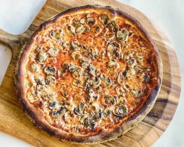 wings-things-by-amicis-lombard-st - MUSHROOM 10" PIZZA