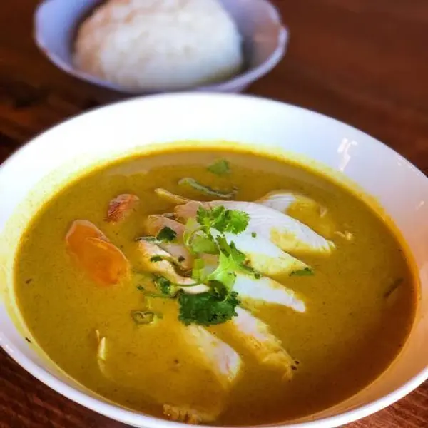 xinhxinh-vietnamese-bistro - Curry Soup /  Súp Cà Ri