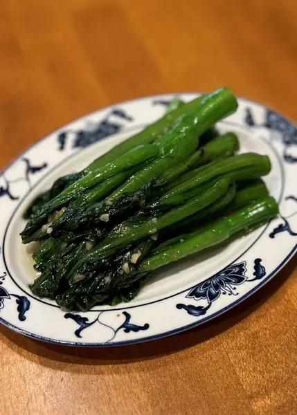 yank-sing-2-go - Choy Sum w/ Garlic - stir fried