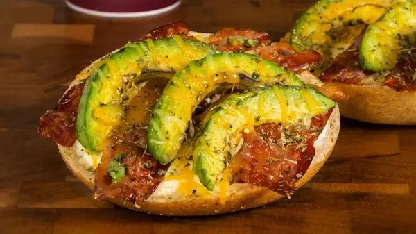 yum-yum-donuts - XTREME BACON AVOCADO