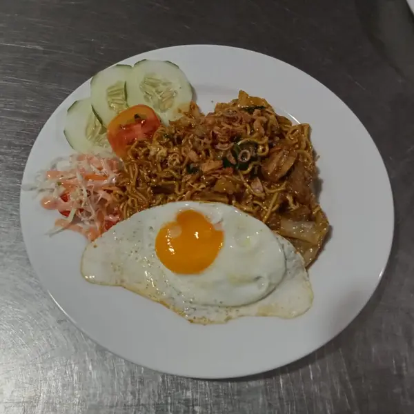 zenith-premiere-hotel-baubau - Mie Goreng Rendang