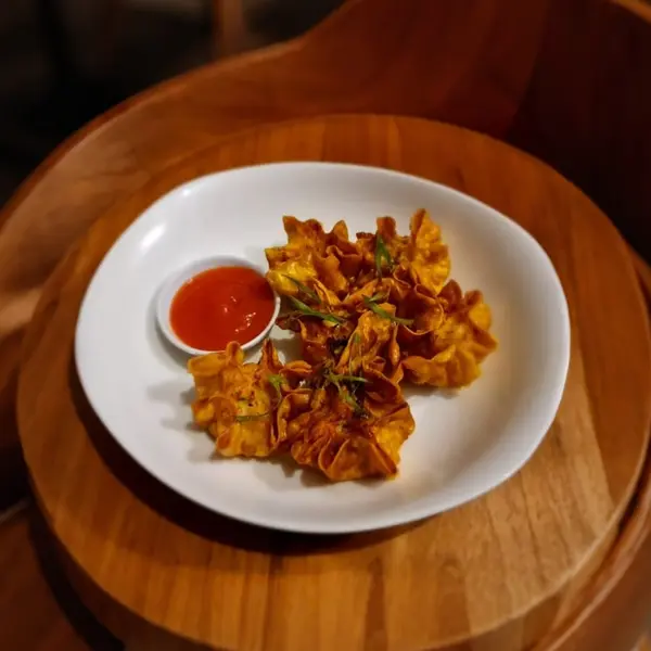 zenith-premiere-hotel-baubau - Pangsit Ayam Crispy