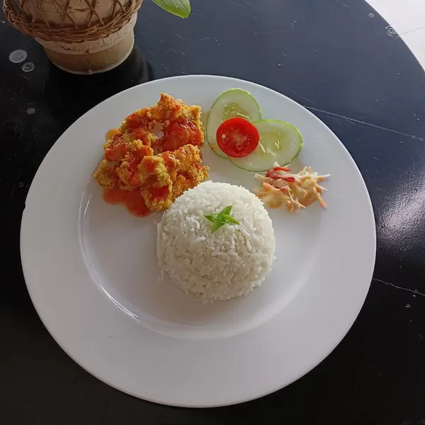 zenith-premiere-hotel-baubau - Ayam Crispy Saus Thailand