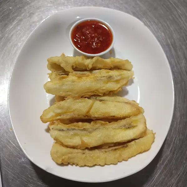 zenith-premiere-hotel-baubau - Pisang Goreng Sambal