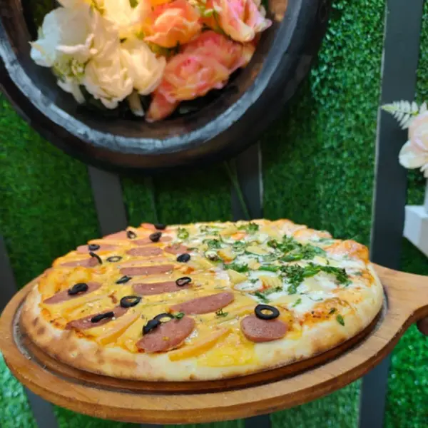 zero-mile-cafe-billiard - Leyer Cake  pizza