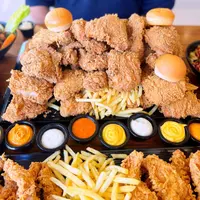 zero-mile-cafe-billiard - Hot Fries